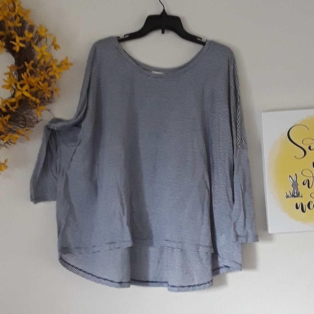 Old Navy Blue and Gray Striped Hi-Lo Top